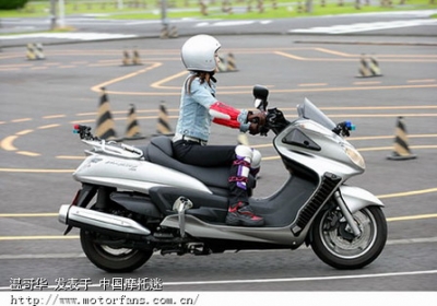 img08_uiWQ3UBA0Yeb.jpg
